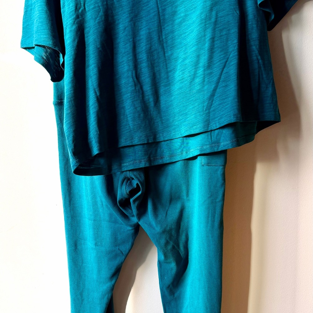 TASC Teal Women's Joggers and T-Shirt Set - Picture 3 of 4